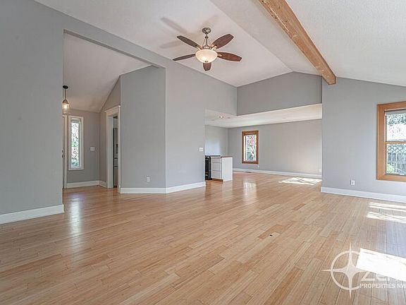 5th image of 2819 NE 54th St
