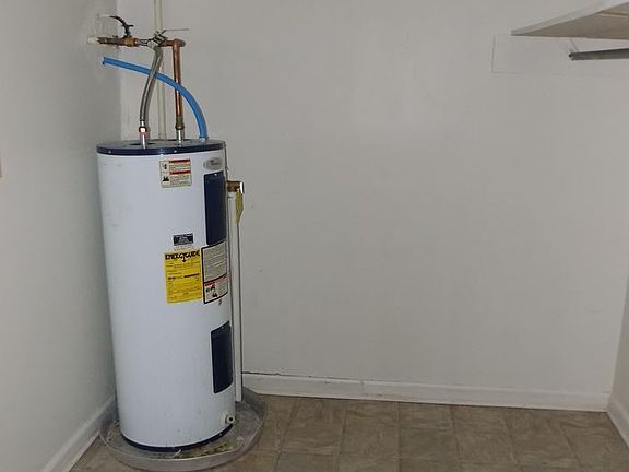 5th image of 110 Medical Ct APT 3