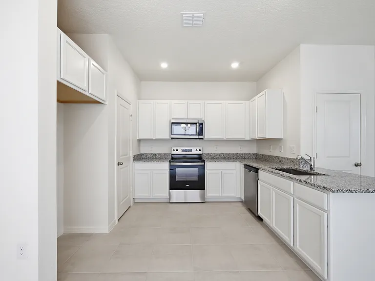 Kitchen
Property will be delivered with Refrigerator