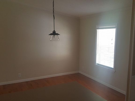 4th image of 124 Paul Revere Dr