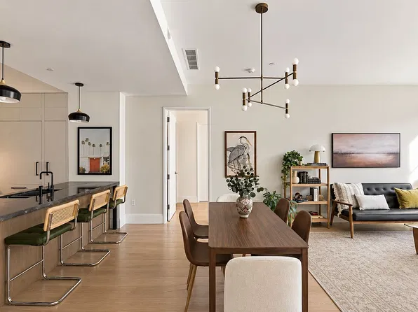 438 E 12th St #6S, New York, NY 10009