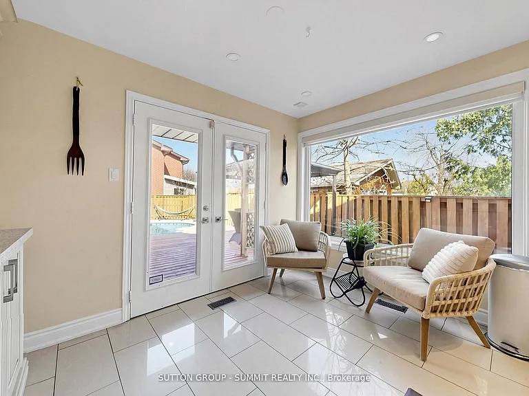 3485 Cawthra Rd — Photo 14