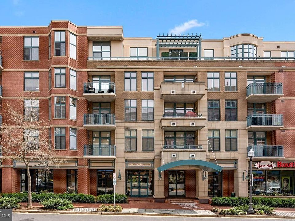 1st image of 502 W Broad St APT 413