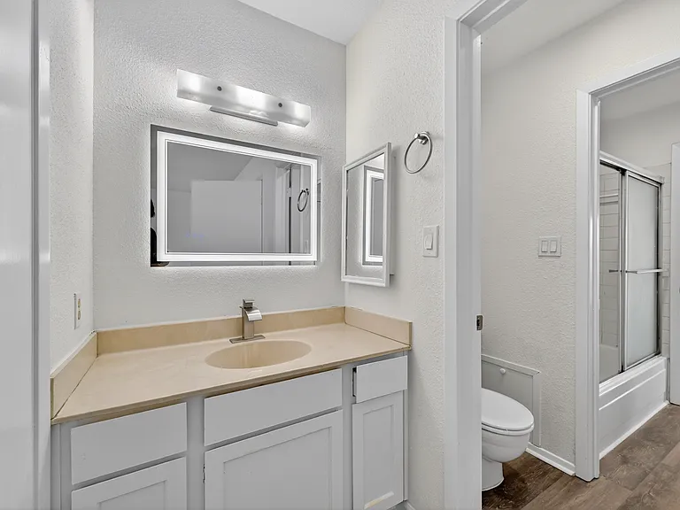 6111 Beverly Hill St #7 — Photo 15
