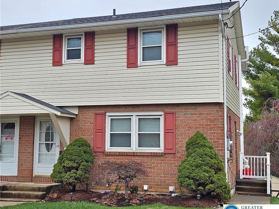 1st image of 1632 Main St