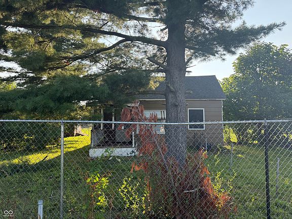 2nd image of 3214 S Landess St