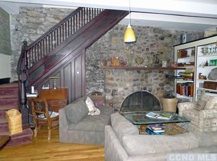 27 Vernon Rd, Copake, NY 12516