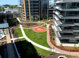 3331 No 3 Rd #903, Richmond, BC V6X2B6