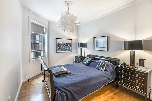 Sold by Compass | media 6