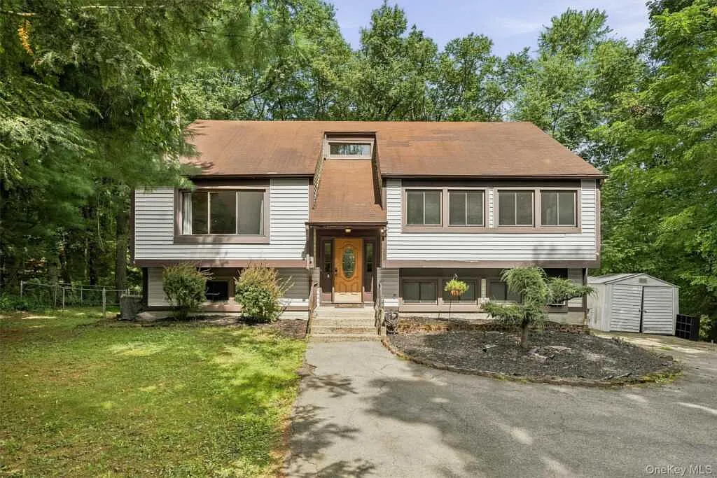 383 Rt 32, Woodbury, NY 10917 — Photo 1