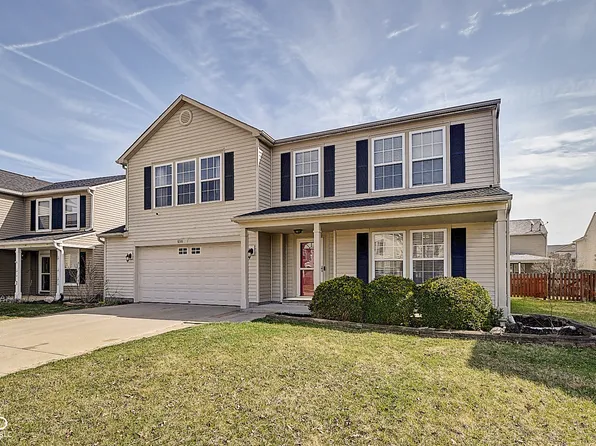 8316 S Swimming Hole Ln, Pendleton, IN 46064