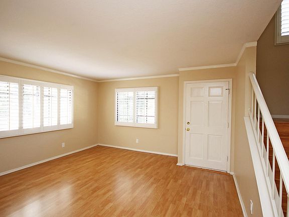 4th image of 1318 Corson St APT 1