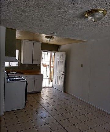 3rd image of 11841 Brockman Ave