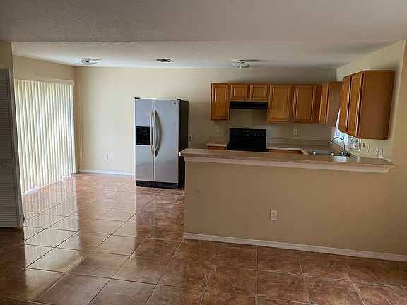 2nd image of 4201 E Powhatan Ave