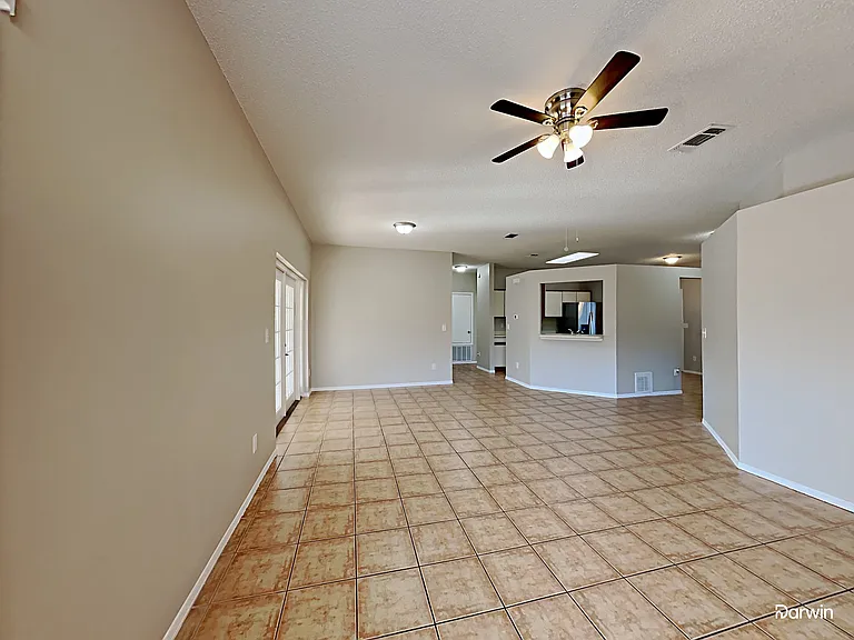 305 Cello Cir — Photo 6