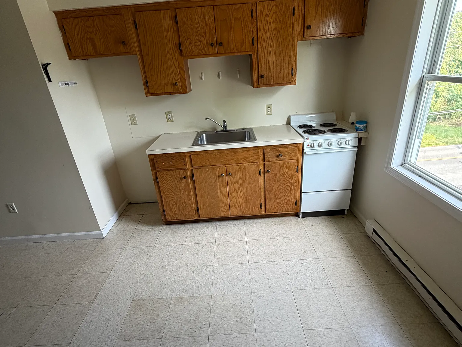 2 bed, 700 sqft, $950 — Photo 4