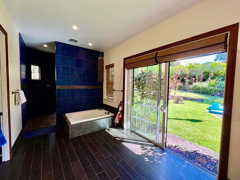 4800 Lower Honoapiilani Rd — Photo 38