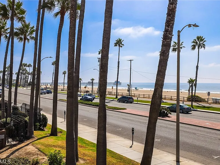 1200 Pacific Coast Hwy #217 — Photo 16