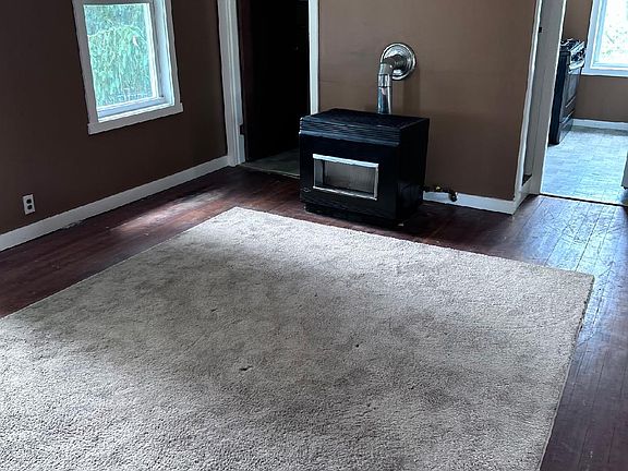 3rd image of 39 Buckley St #3
