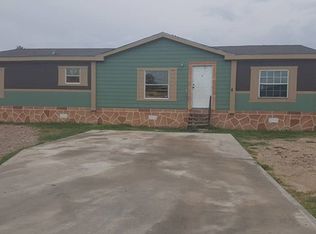 895 Calle Frente Rd, Eagle Pass, TX 78852