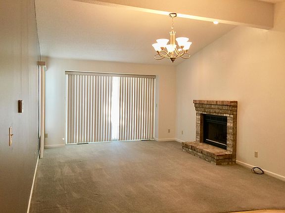 Living room with gas fireplace