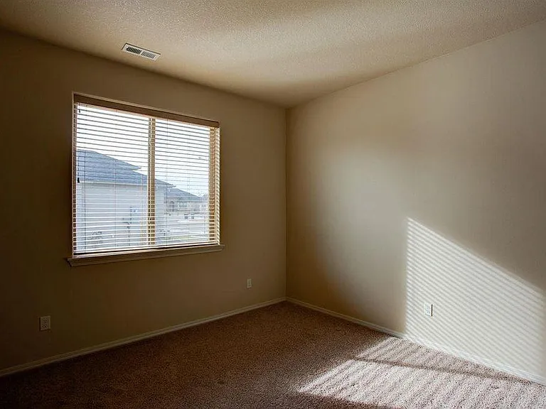 Bramasole Dr — Photo 21