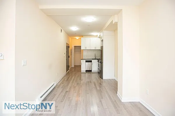 Rented by NextStopNY | media 4