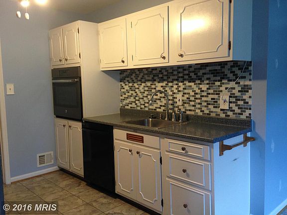 4th image of 6549 Renwood Ln