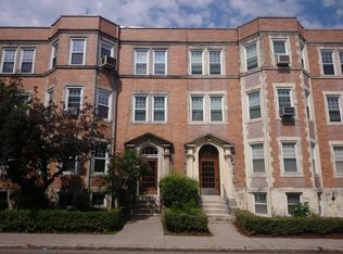 130 Pleasant St #2R, Brookline, MA 02446