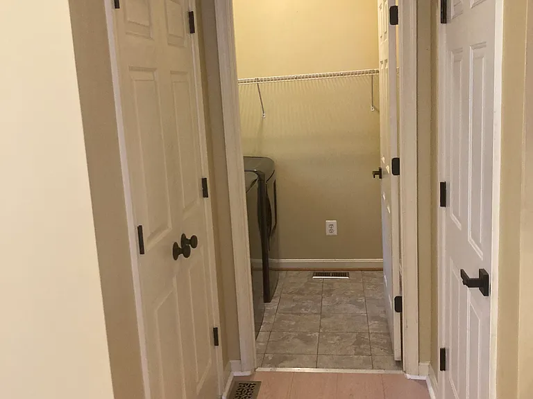 11102 Spring Meadow Blvd — Photo 12