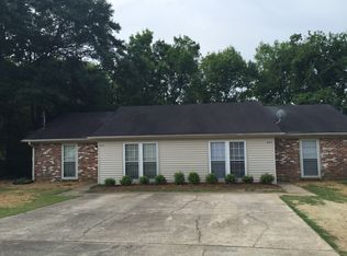 809 Shanna Ct, Phenix City, AL