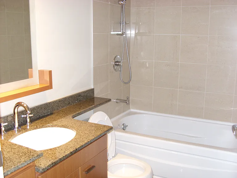 583 Beach Cres #1806 — Photo 7