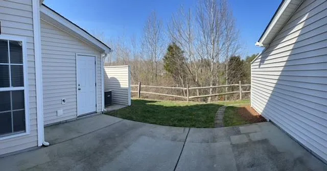 5967 Hollow Wood Ct — Photo 19