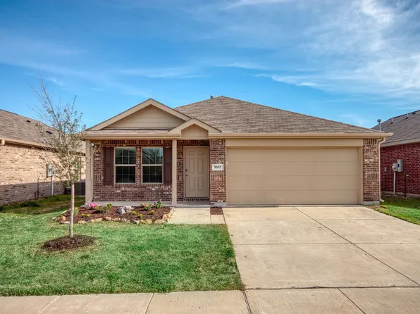 1007 Lady Bird St, Ennis, TX 75119