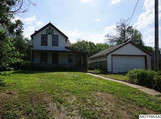 2245 175th St, Hampton, IA 50441