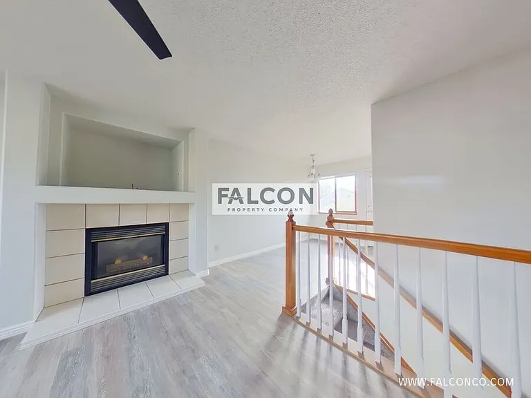 5982 Corinth Dr — Photo 5