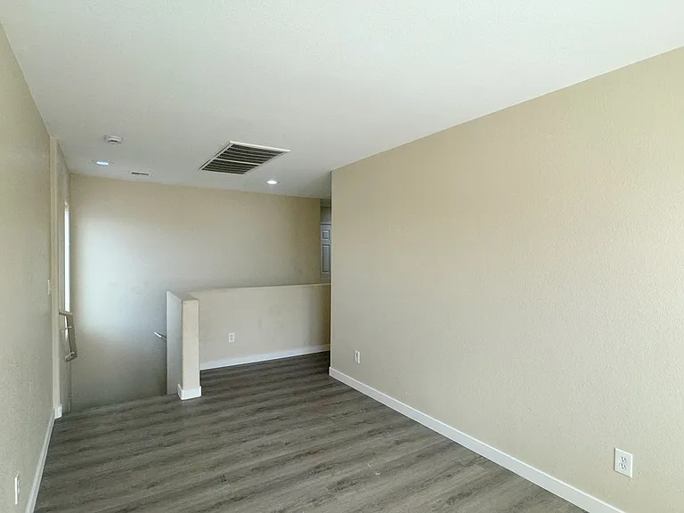 8305 Golden Amber St — Photo 30