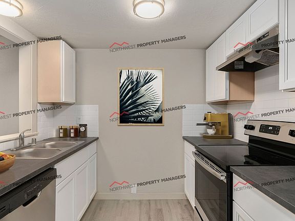 4th image of 712 Enterprise Dr NE #101