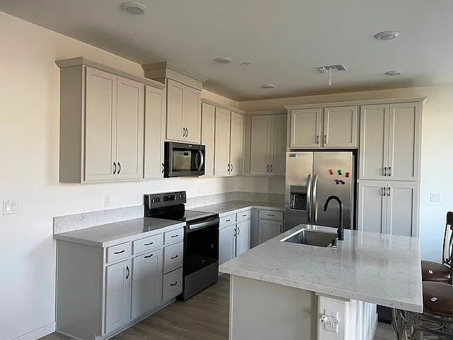 Building Photo - 8607 Rubicon River Way