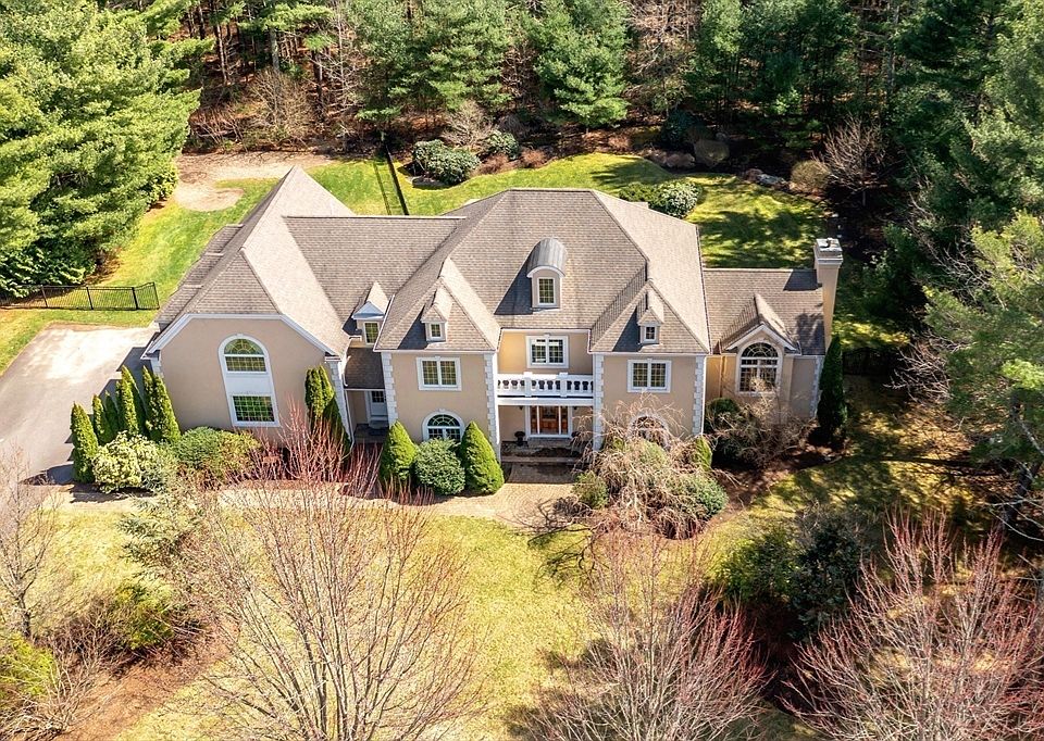 Homes For Sale Country Club Way Kingston Ma at Brenda Logston blog