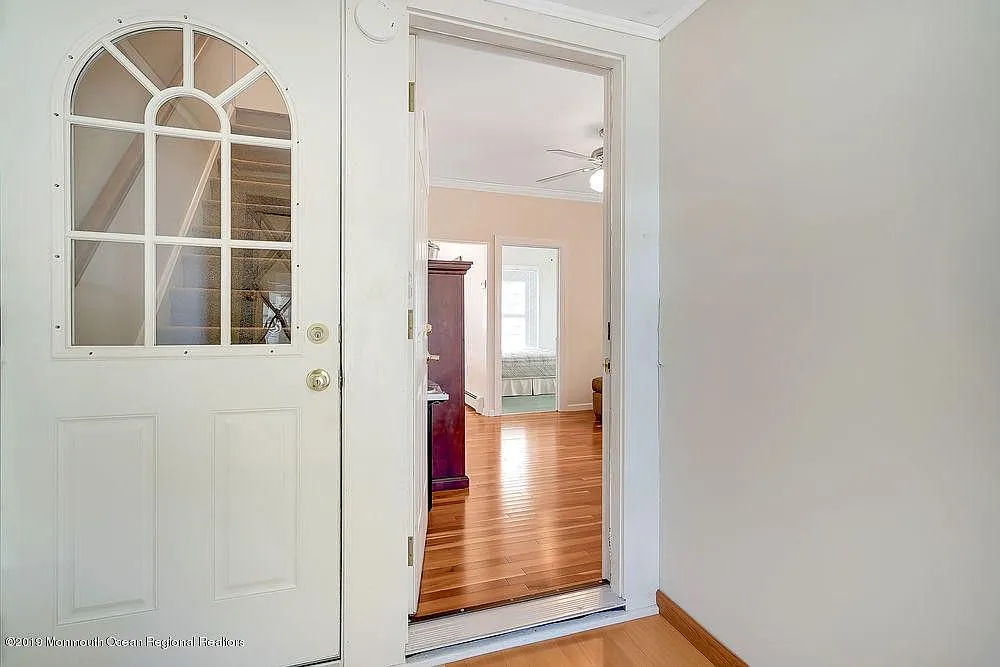 5 bed, 1446 sqft, $45,000 — Photo 3