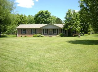 4304 Cavalier Dr, Murfreesboro, TN 37129