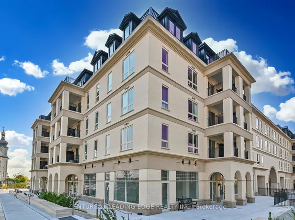 101 Cathedral High St #224, Markham, ON L6C 0P1