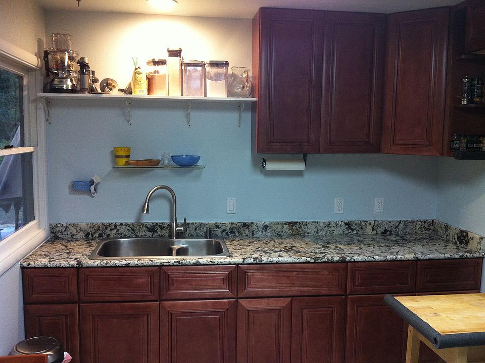 1st image of 639 Peach St