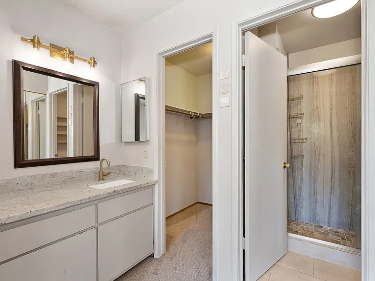 121 Luna Grande Cir #108 — Photo 7