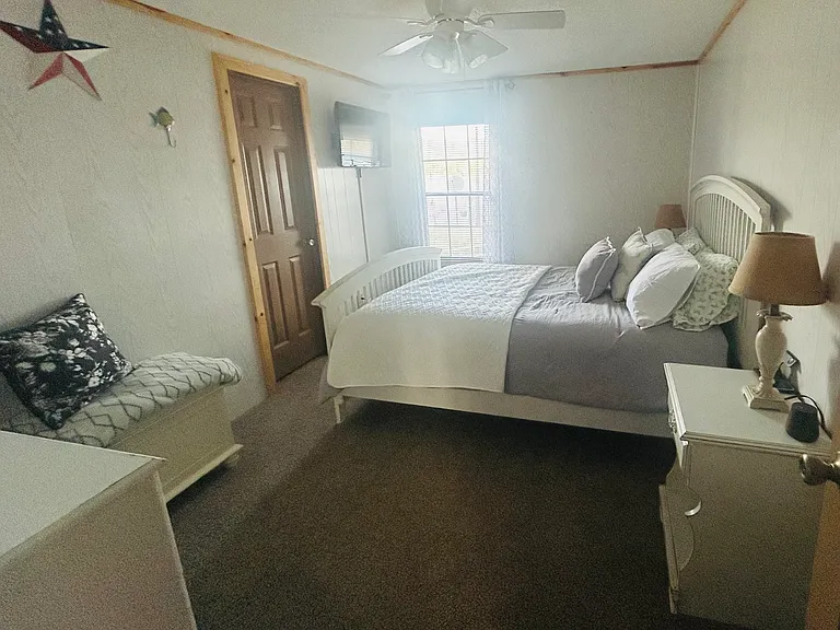 1226 Henderson Landing Rd — Photo 5