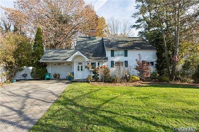 1st image of 107 E Cypress Lane