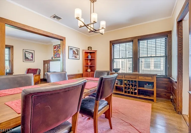 44 Walnut Cres — Photo 13