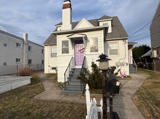 338 W 6th Ave #2, Conshohocken, PA 19428
