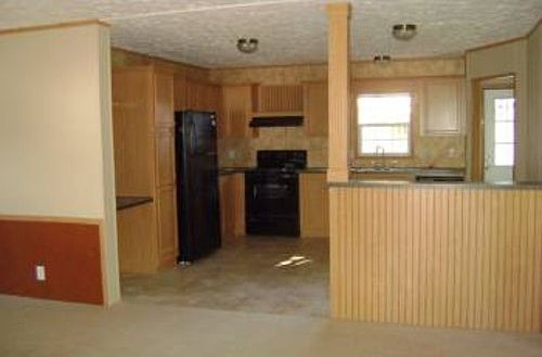 2nd image of 17600 Caroline Dr